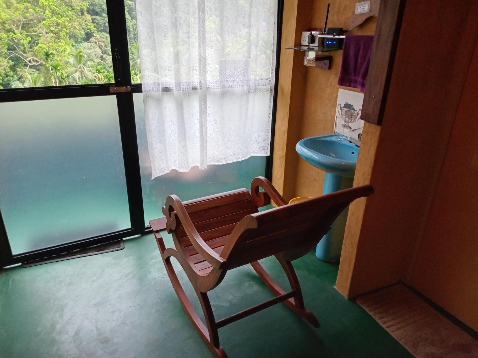 Rainforest View * Deniyaya